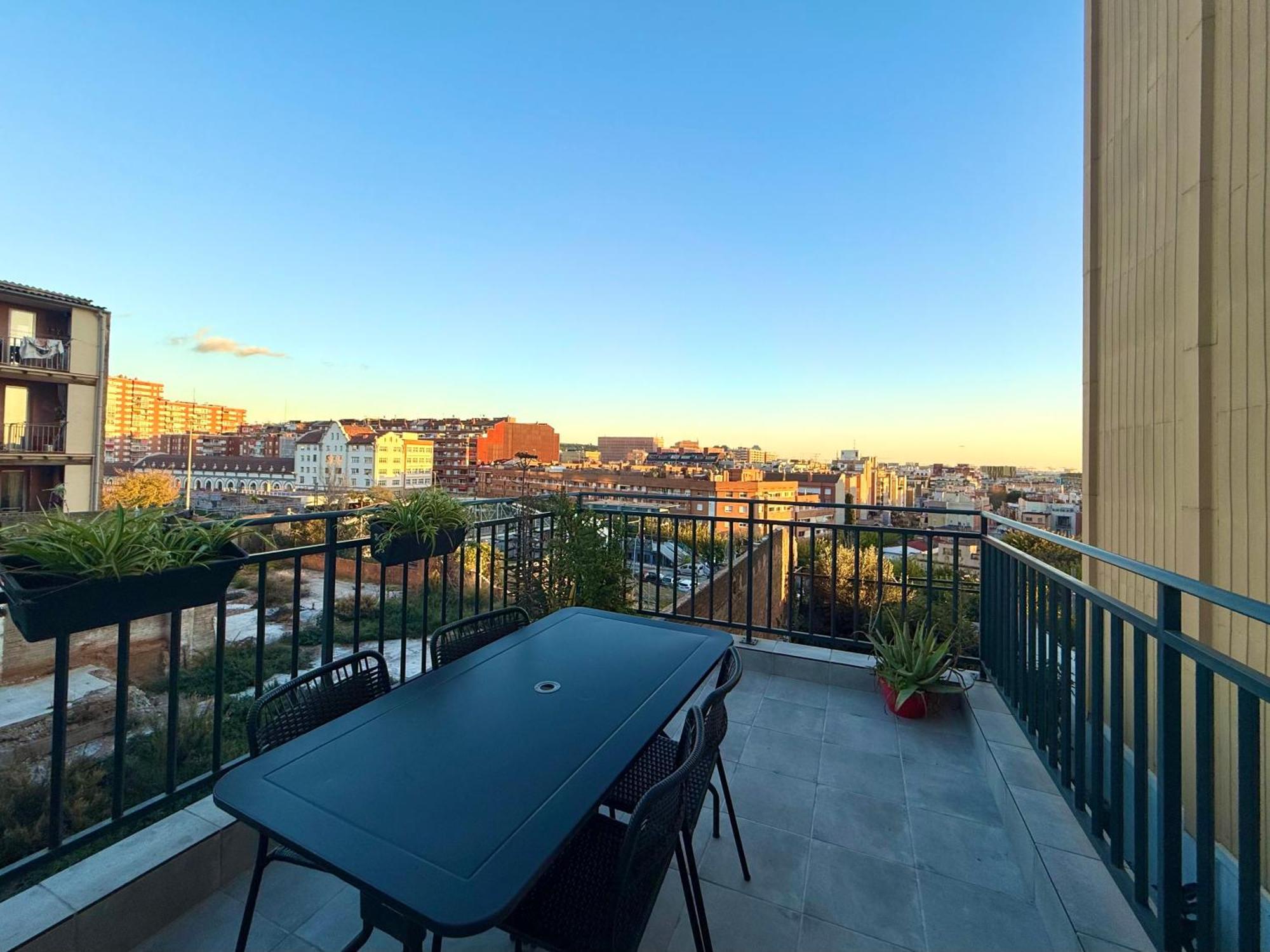 Camp Nou Nueva Casa 91 Apartment โอสปิตาเล็ต เดอ โยเบรกัต ภายนอก รูปภาพ